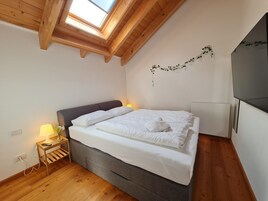 Apartment | 2 bedrooms, bed sheets