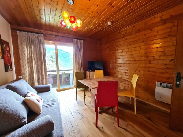 Apartment | Living room