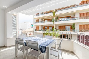 Balcony - Property in Spacious Retreat (Pollensa)