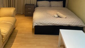 Ảnh chưa phân loại, 2 trong số 14 ảnh, nút