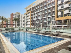 Outdoor pool - 1BR Azizi Riviera B7 Pool View (Dubai)