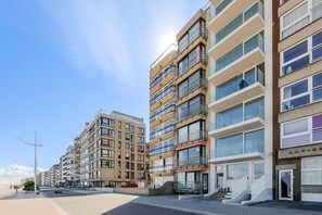 Exterior - 3 bedroom accommodation in Sint Idesbald (Sint Idesbald)