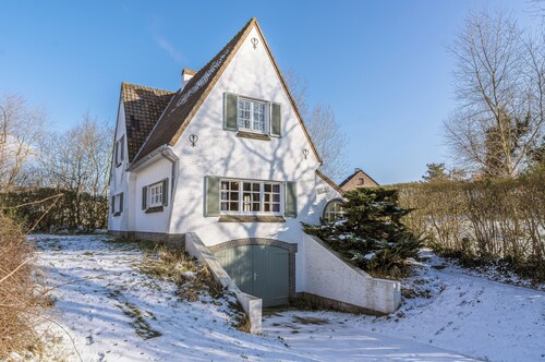 4 bedroom accommodation in Sint Idesbald