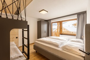 Apartment | 1 bedroom, individually furnished, bed sheets