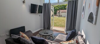 Cozy Two Bedroom Chalet in Sidmouth