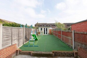 Children's area - London - 3-beds - Sleeps 7 - Near River Thames (London)