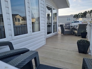 Cabin | Outdoor dining
