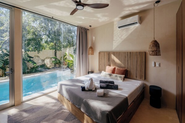 4 chambres, bureau, fer et planche à repasser, accès au Wi-Fi (inclus)