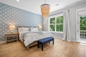 4 bedrooms, iron/ironing board, Internet, bed sheets - Luxury Vacation home in Sea Pines Resort 4 BR 3.5 BA Bikes & Beach Gear included (Hilton Head Island)