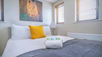 1 soverom, strykejern/-brett, reiseseng for barn og wi-fi