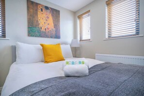 1 bedroom, iron/ironing board, travel crib, WiFi