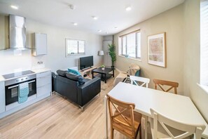 Interior - The Manhattan -1bd City Ap (Gold Short Term Stays) (Belfast)