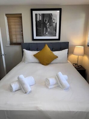1 bedroom, iron/ironing board, travel crib, WiFi