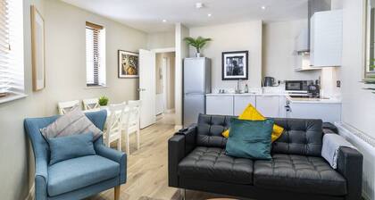 Old Hollywood- 1 bd Ap (Gold Short Term Stays )