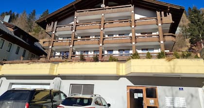 Comfortable Apartment With Mountain View