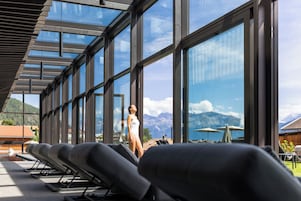Salas de tratamientos para parejas, sauna, bañera de hidromasaje 