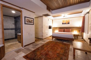 Luxury Suite, Valley View | Premium bedding, down comforters, Select Comfort beds, minibar - Unique Cappadocia Palace (Nevsehir)