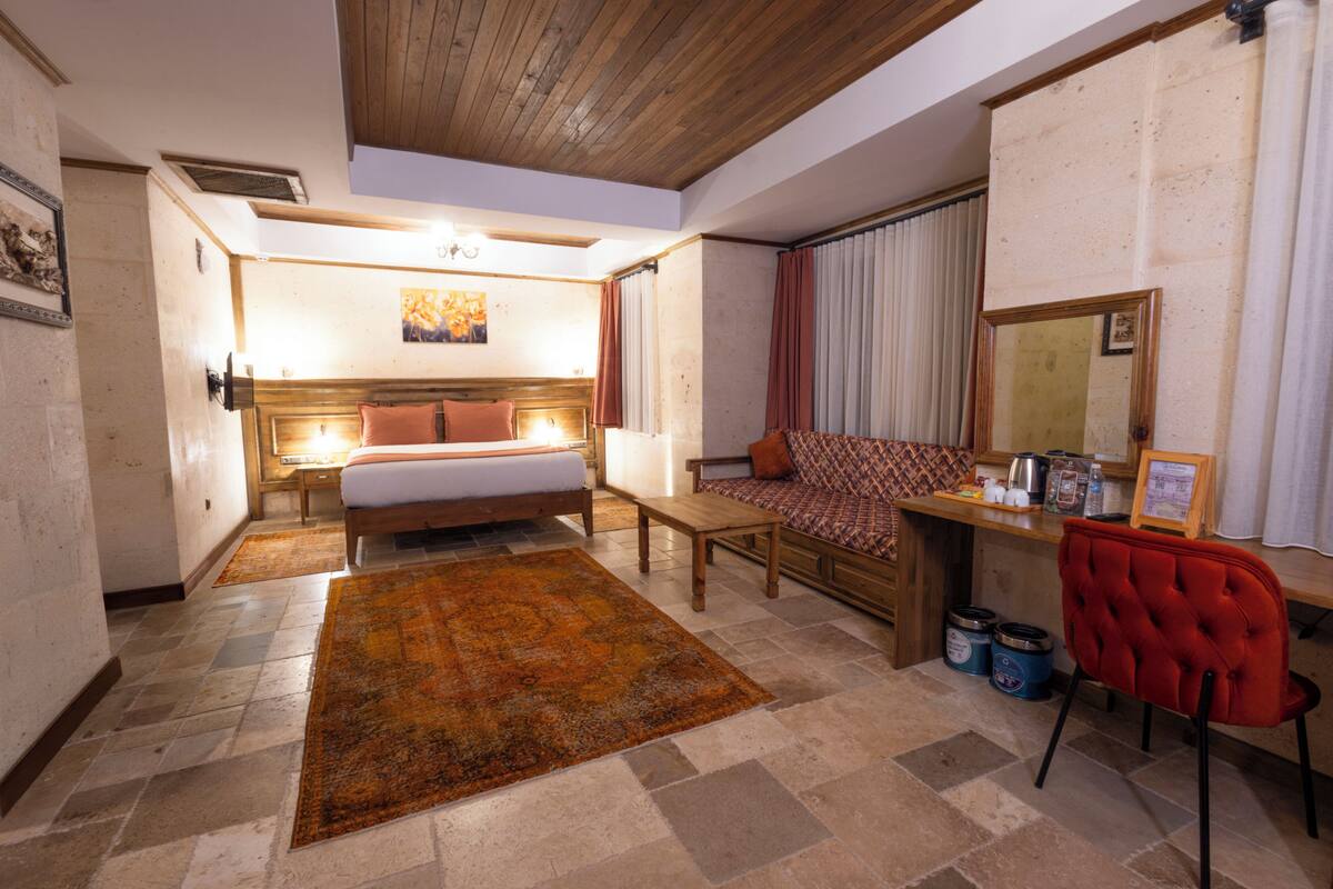 Suite, massasjebadekar, dalutsikt | Sengetøy av topp kvalitet, dundyner og senger med Select Comfort-madrass