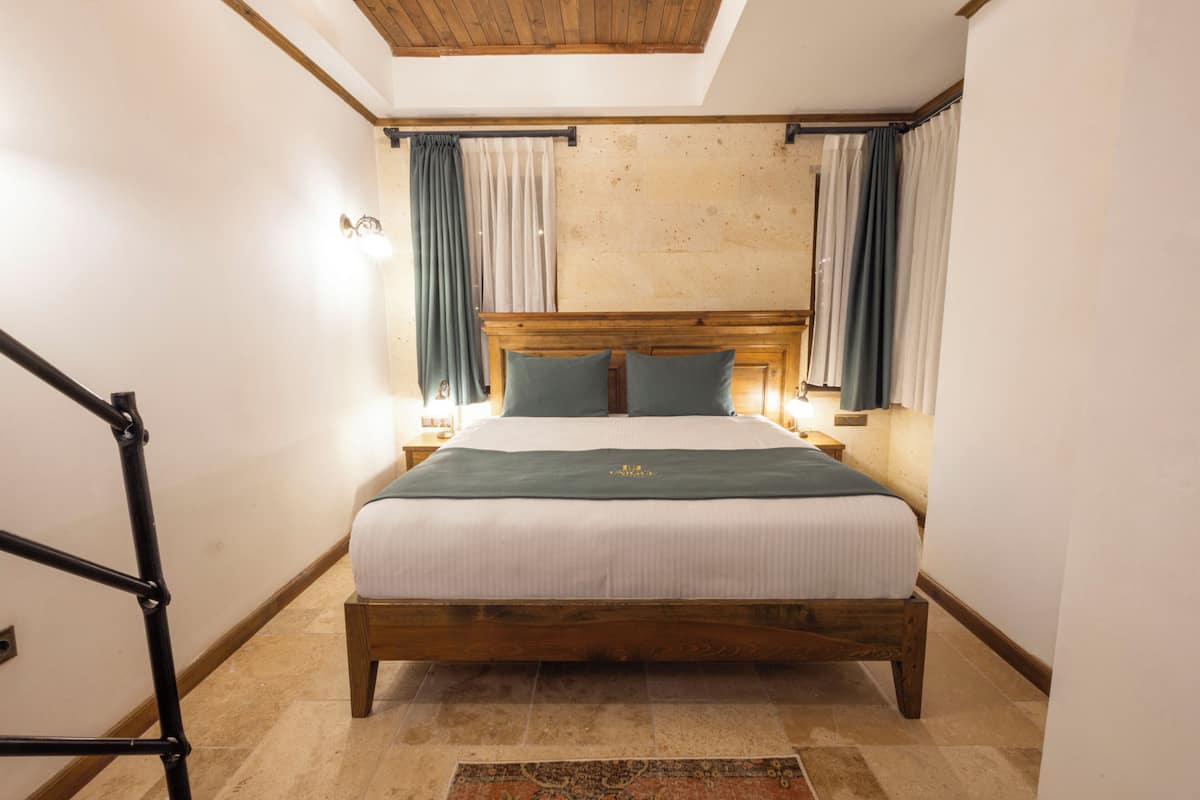 Junior Double Room, Valley View