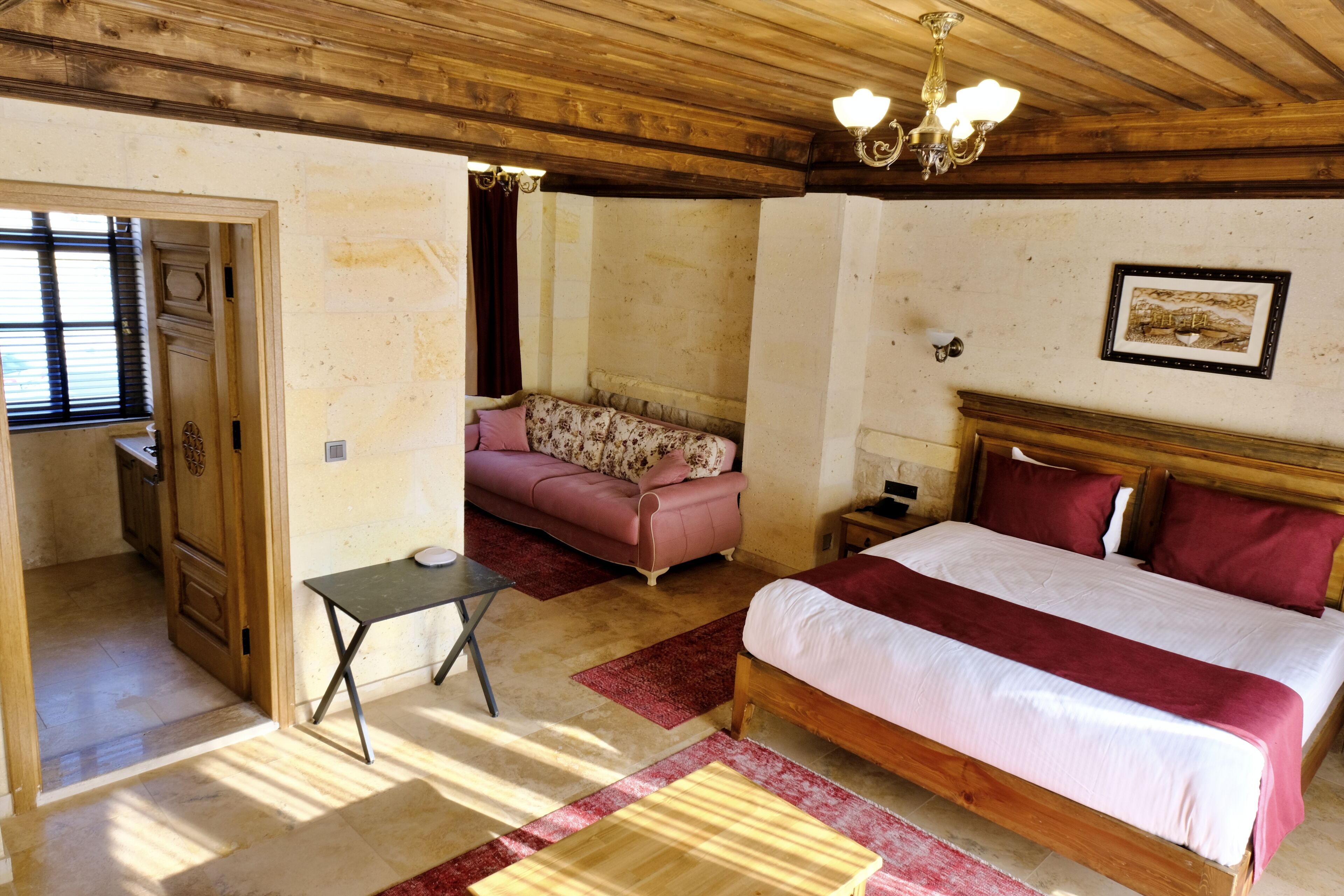 Ropa de cama de alta calidad, colchones Select Comfort y minibar 