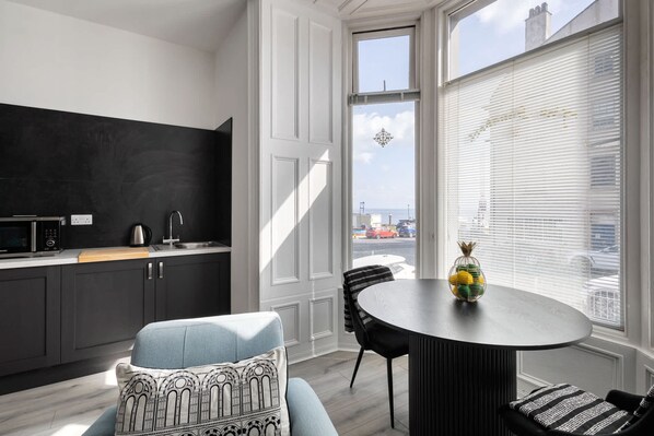 1 bedroom - Host Stay Robin Hood s Bay at the Sandbeck (Whitby)