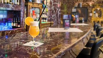 Bar (in der Unterkunft)