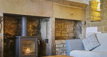 Host Stay Bradley House