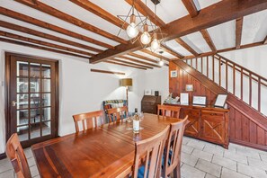 Apartment | 4 bedrooms - Host Stay 1 The Barn (Matlock)