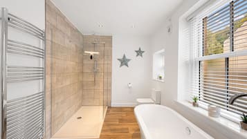 House | 3 bilik tidur