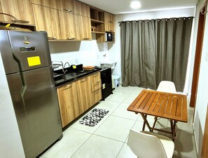 Basic Apartment, Lanai, Beach View