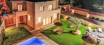 Villa 240 V9- Luxury Holiday Home in Barcelos