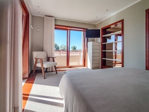 9 bedrooms, iron/ironing board, free WiFi, bed sheets