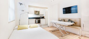 Xxxxxxxxxxxxxxxxxxxxxxxxxxxxxxxxxxxx