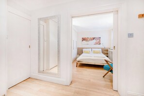 Apartemen | 1 kamar tidur, setrika/meja setrika, Wi-Fi gratis, dan seprai linen