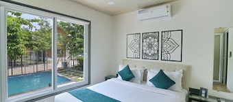 Elegant Waterfront Resort