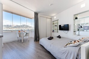 1 sovrum, strykjärn/strykbräda, gratis wi-fi och sängkläder