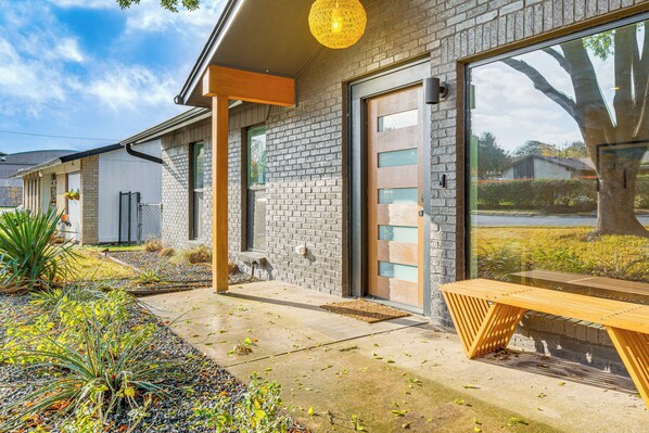 House (3 Bedrooms) | Interior - 2 Mi to Dtwn: Austin Getaway w/ Natural Pool (Austin)