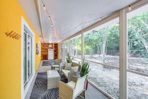 House (3 Bedrooms) | Front of property