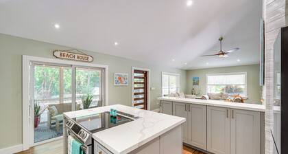 Walk to Harry Harris Beach: Modern Coastal Escape!