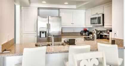 Waterfront Condo w/ Dock Access in Carlsbad!