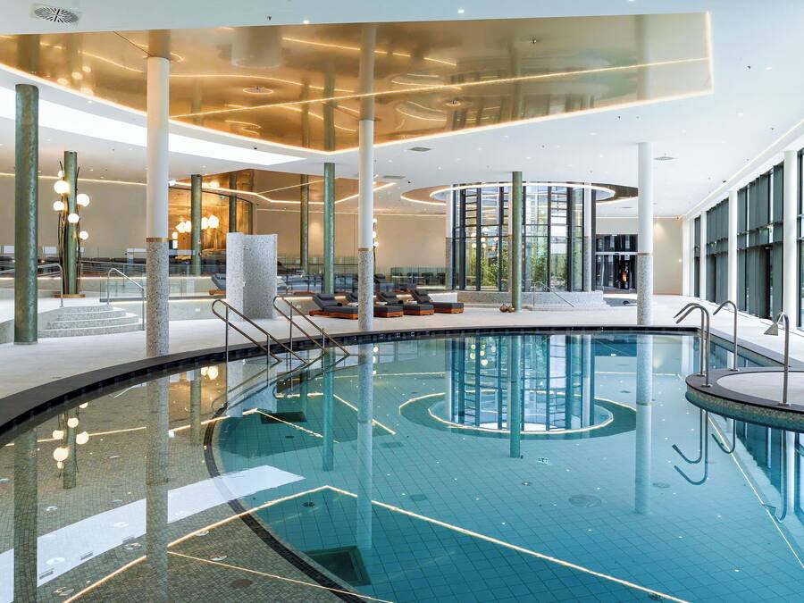 10 indoor pools, outdoor pool