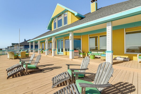 House (4 Bedrooms) | Front of property - Beachfront Group Getaway on Bolivar Peninsula (Port Bolivar)