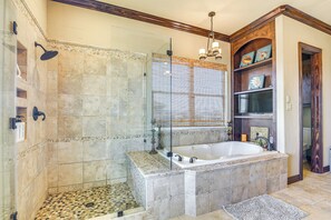 Interior - Beachfront Group Getaway on Bolivar Peninsula (Port Bolivar)