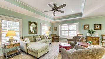 House (2 Bedrooms) | Front of property
