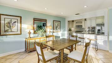 House (2 Bedrooms) | Bahagian dalam