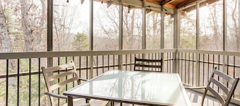Massanutten Resort Getaway w/ Game Room!