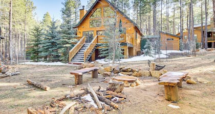 Family-friendly Cabin w/ Fire Pit in Forest Lakes