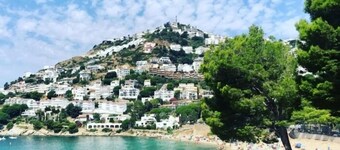 Flat with canal views and communal swimming pool AV 20