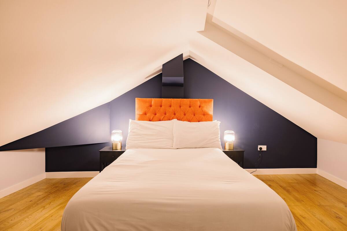 Family Studio | Blackout drapes, iron/ironing board, WiFi (free), bed sheets