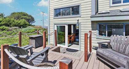 Nature Lover's Paradise | Steps to Beach | Dogs OK